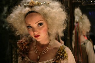 lily cole 1