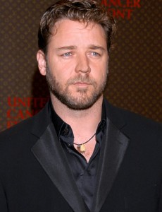 Russell_Crowe_Harker_Dracula