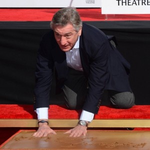 Robert-De-Niro_Chinese_Theatre_Silver-Linings_Oscar