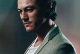 luke-evans_Crow_Corvo